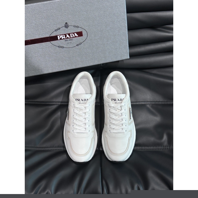 Pra*a casual shoes
